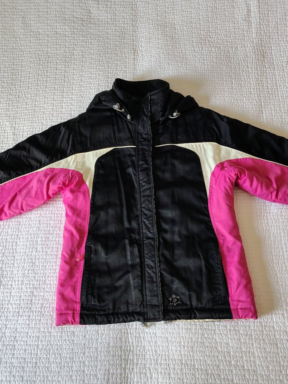 D2 Black, Pink & White Ski Jacket with Hood, US Size 10